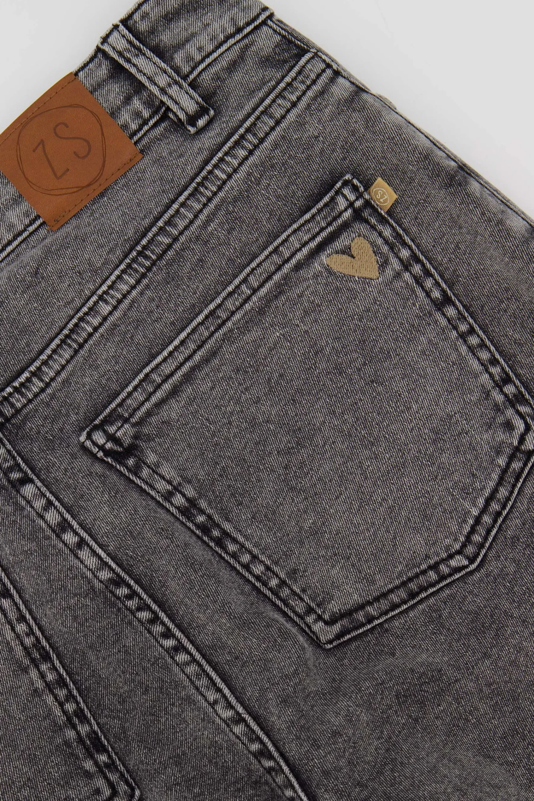ZUSSS flared jeans
